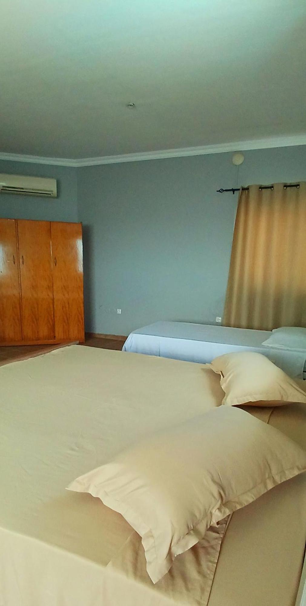 Maresia Guest House Прая Екстер'єр фото